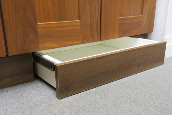 Skirting drawers to utilis dead space beneath